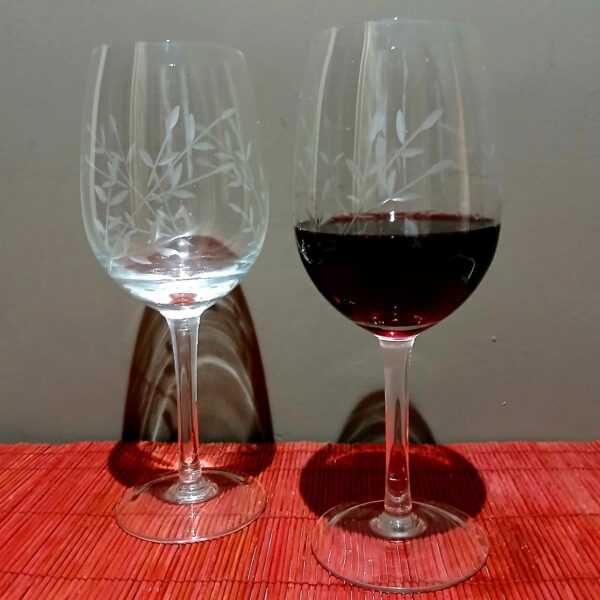 Copas vino x6 mod. premiun 650 ml tallado hojitas