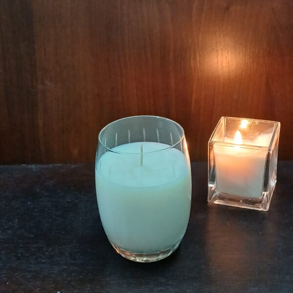 vela en vaso de cristal tallado a mano - Imagen 4